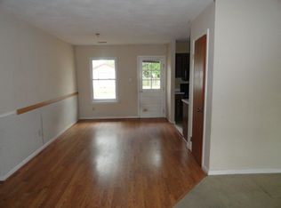 3734 Burr Ln, Portsmouth, VA 23703