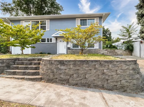 412 SE 5th Street, College Place, WA 99324
