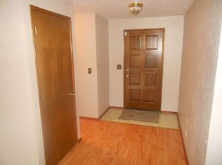 237 74th Pl, Springfield, OR 97478