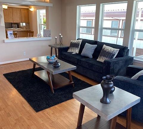4th image of 1225 Vienna Dr Spc 668