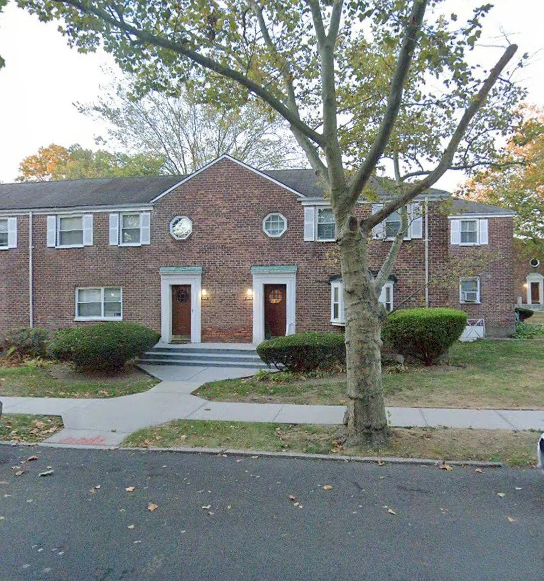 1 bed, 1.0 bath, 577 sqft, $2,300 — Photo 1