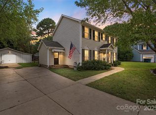 2519 Fitzpatrick Ln, Matthews, NC 28105