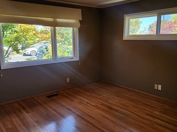 5th image of 164 Madison Ave