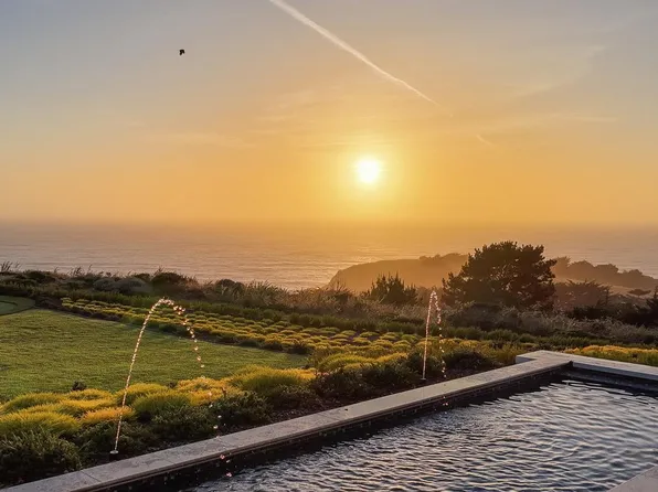 5 Ohlone Ct, Pacifica, CA 94044