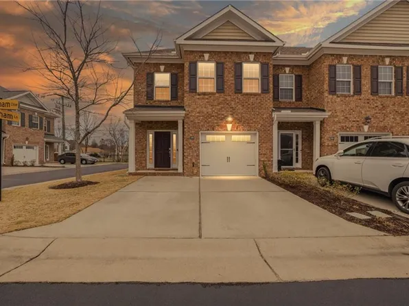 800 Haversham Close, Chesapeake, VA 23320