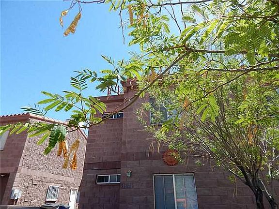 2nd image of 11046 Sunshine Ct