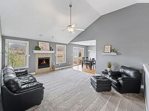 2nd image of 2241 SE Moorefield Ct