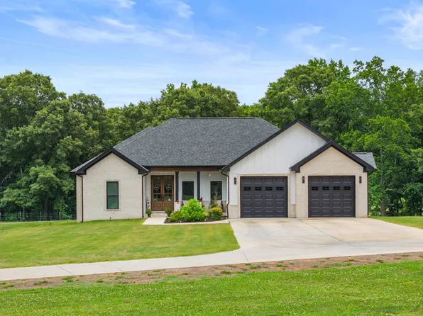 600 County Road 111, Killen, AL 35645