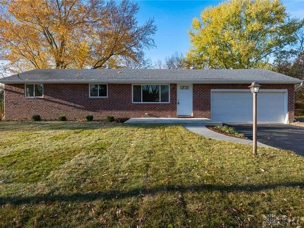 375 Lincoln Dr, Franklin, OH 45005