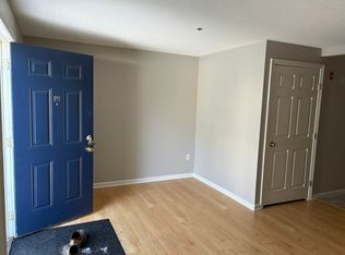 9 Davis Farm Rd #16, Raymond, ME 04071