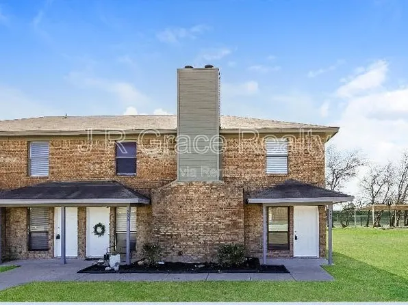 5947 Shadydell Dr, Fort Worth, TX 76135
