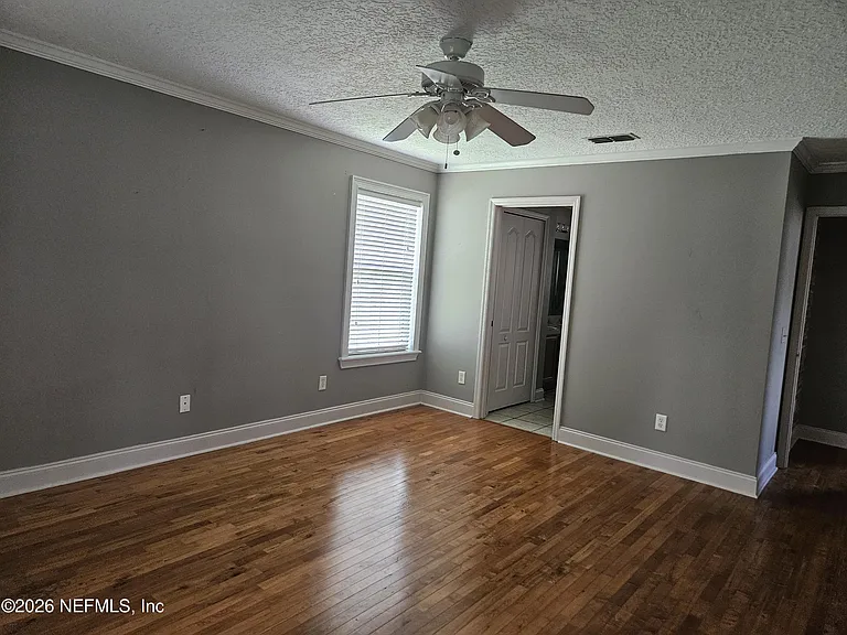 2338 Cool Springs Dr N — Photo 27