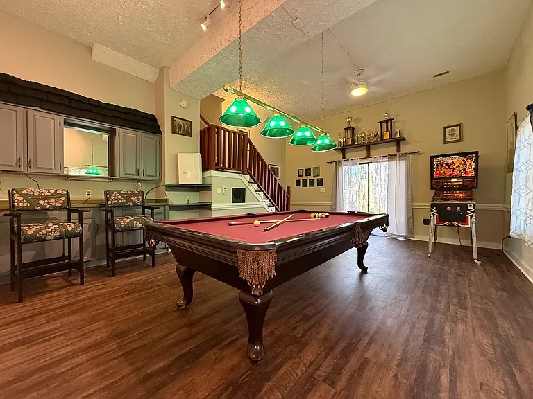 505 Westbrook Dr — Photo 34