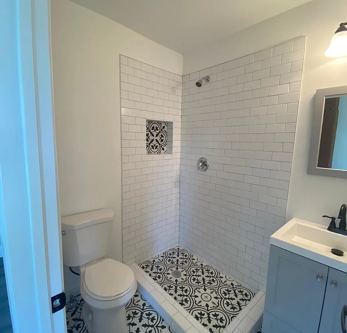 489 Delsea Dr — Photo 2