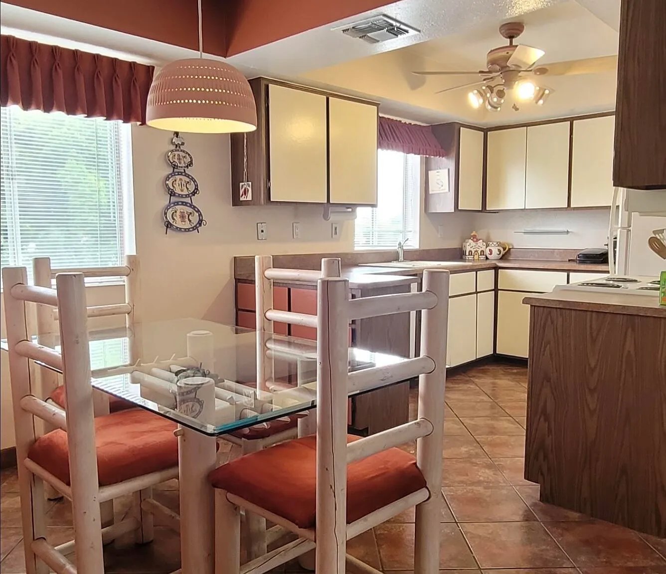 2 bed, 2.0 bath, 1000 sqft, $1,500 — Photo 4