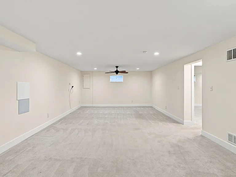 4874 Vermilion Dr — Photo 26