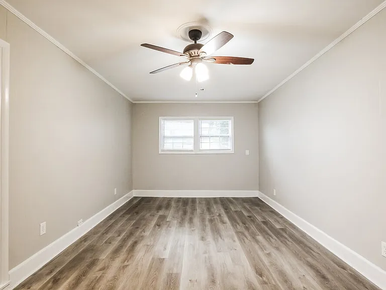 509 Ardmore Ln — Photo 8