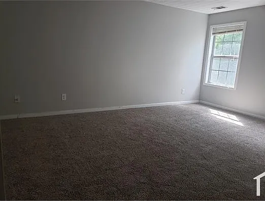 2024 Longmont Dr — Photo 12