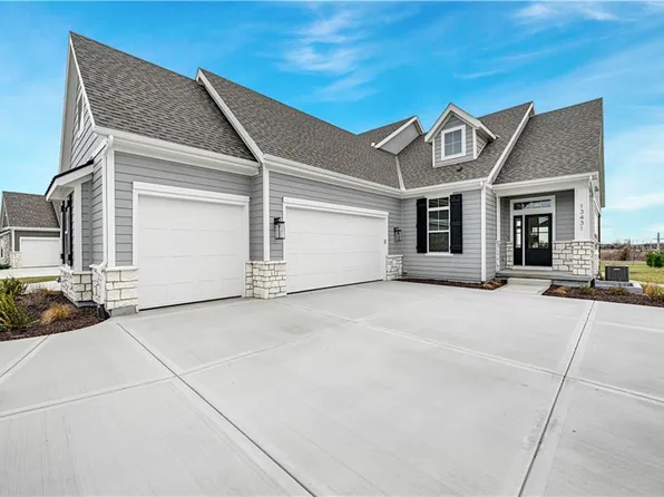 13431 W 174th Ter, Overland Park, KS 66221
