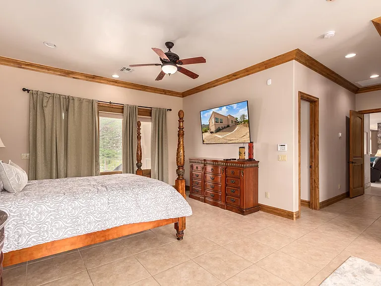 6770 E Skyline Dr — Photo 34