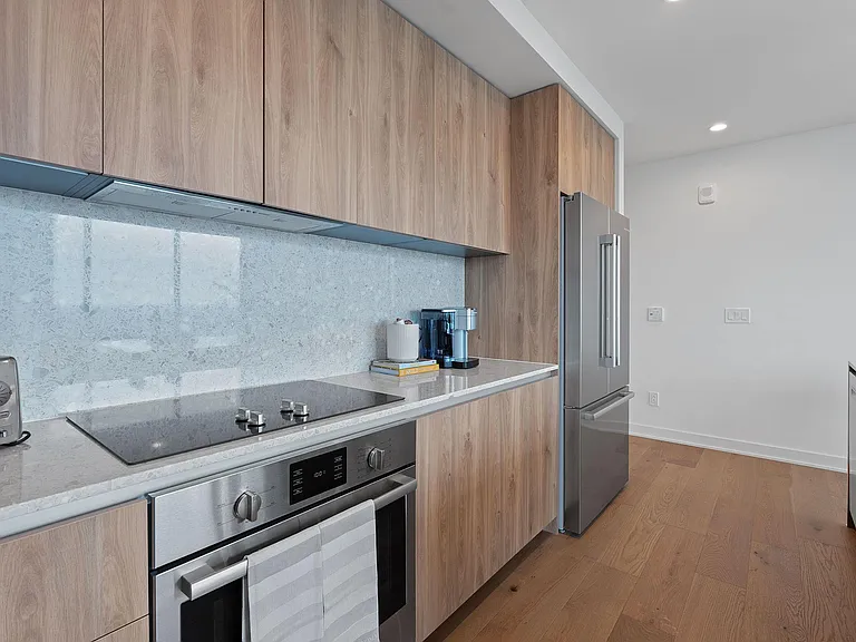 84 East Ave #1401 — Photo 3