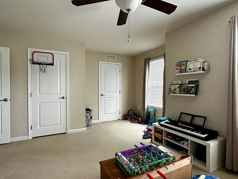 23 Taylors Hill Way — Photo 17