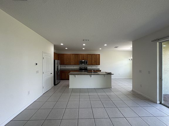 4th image of 197 Trinity Ridge Cir