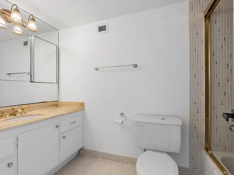 3800 Washington Rd #812 — Photo 8