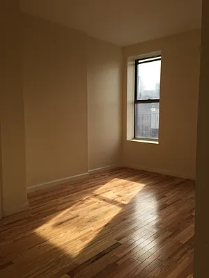 Rented by Next Door Realty NYC | media 9