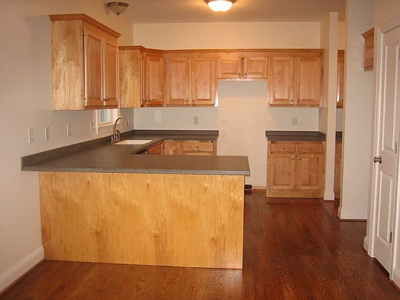 Kitchen w/ Granite Counter Tops