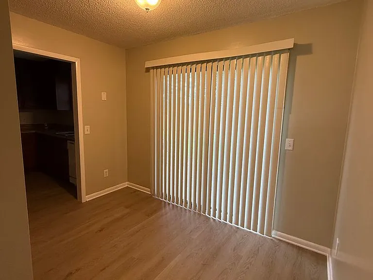 100 Anthony Circle — Photo 13