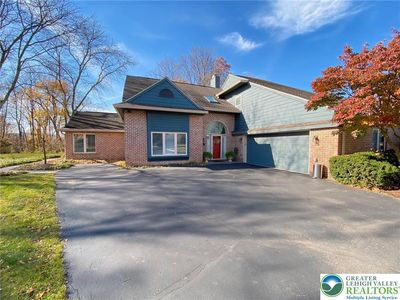 2980 Sheffield Dr, Emmaus, PA, 18049
