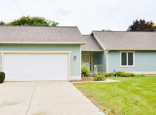 7251 Northfield Cir, Flushing, MI 48433