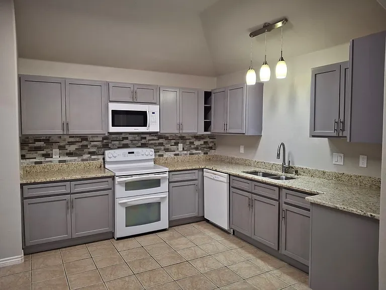 6805 Terbet Ct — Photo 4