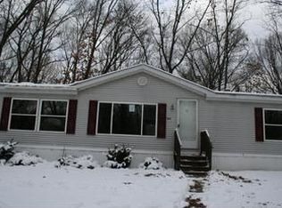 6118 Kyser Rd, Lowell, MI 49331