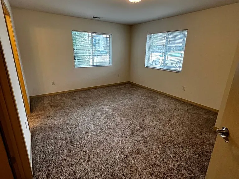 North Towne Apartments and Townhomes — Photo 38