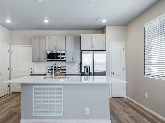 3rd image of 22423 E 46th Avenue