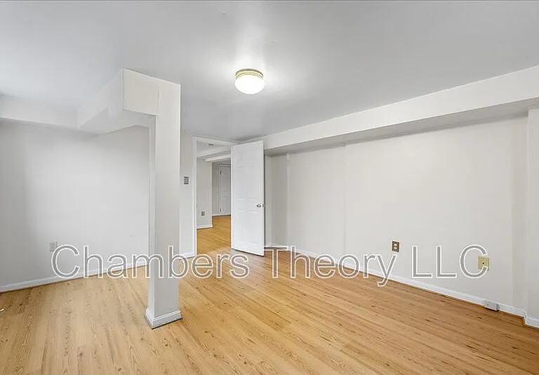 1105 20th St S — Photo 34