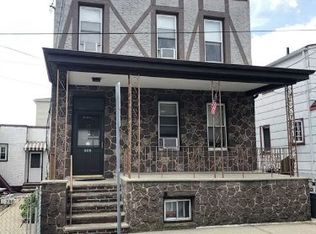 282 Delano Pl, Fairview, NJ 07022