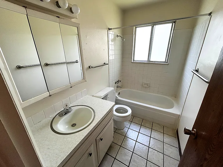 1613 Edora Rd — Photo 6
