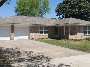 825 Kings Row, Denton, TX 76209