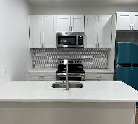 3rd image of 5535 Webster St