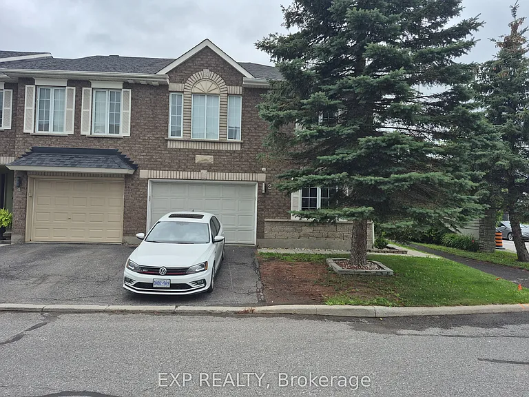 2 Maple Park Point — Photo 1
