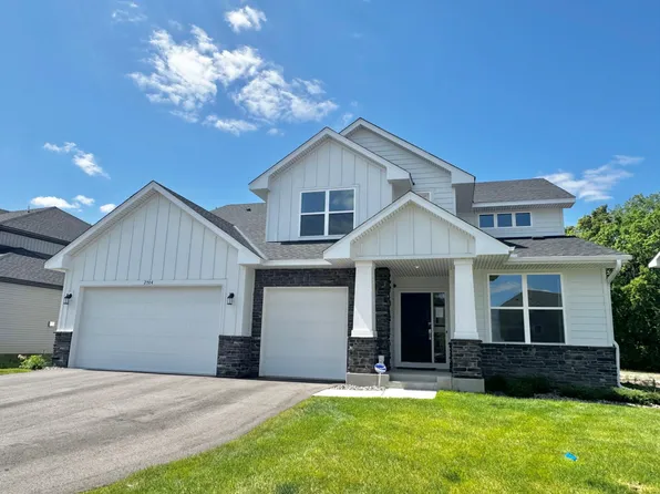 2704 Aspen Dr, Shakopee, MN 55379
