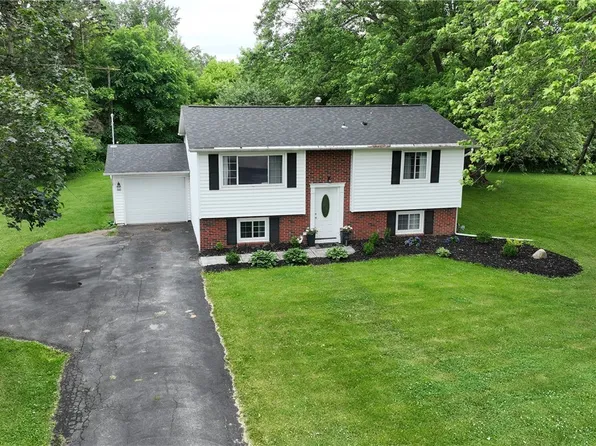 11135 Jane Dr, Alden, NY 14004