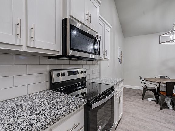 5th image of 1204 N Essex Ave