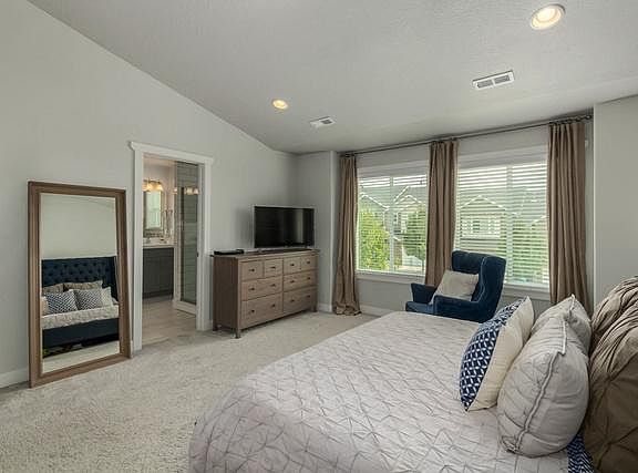 4th image of 4145 N Cresthaven Ln