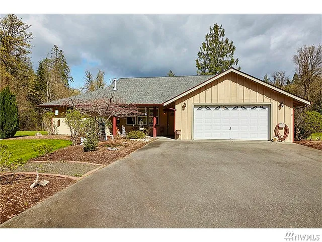 7851 E Grapeview Loop Rd photo 1
