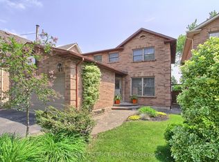 43 Daniels Cres, Ajax, ON L1T 1X8