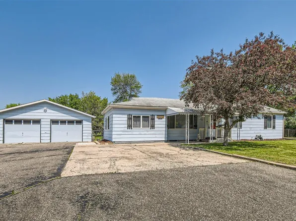 1008 74 1/2 Ave N, Brooklyn Park, MN 55444